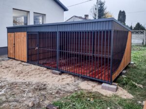 Kojec dla psa ze schowkiem 6x3m Hide 1