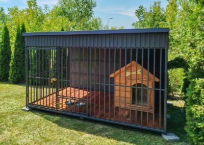 Kojec dla psa 3x2m częściowa zabudowa grafit 2