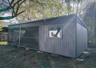 Kojec dla psa 4x3m ze schowkiem 2x3m zdj 2