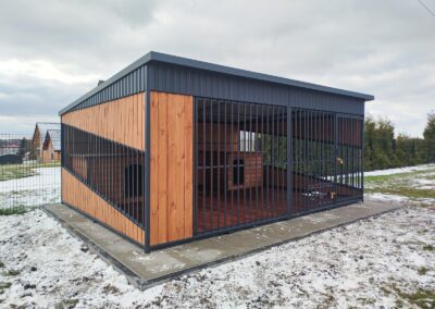 Kojec dla dwóch psów 4x3m z dwiema budami XL - Tik